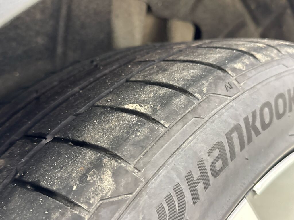 Volkswagen ID.4 2023 Y