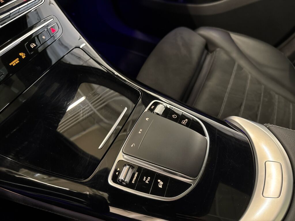 Mercedes-Benz EQC 2021 Harmaa