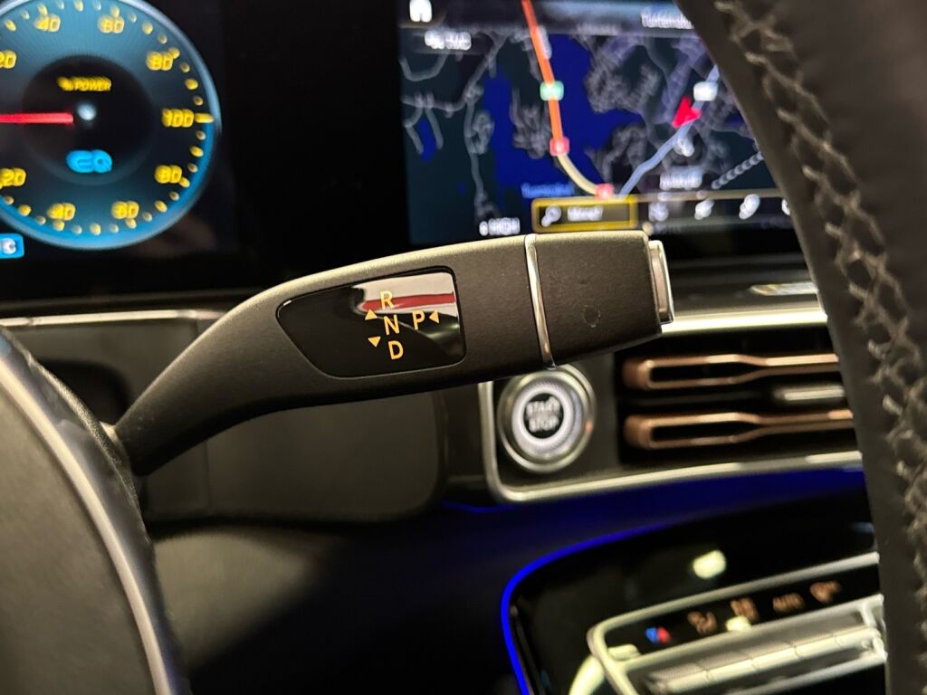 Mercedes-Benz EQC 2021 Harmaa