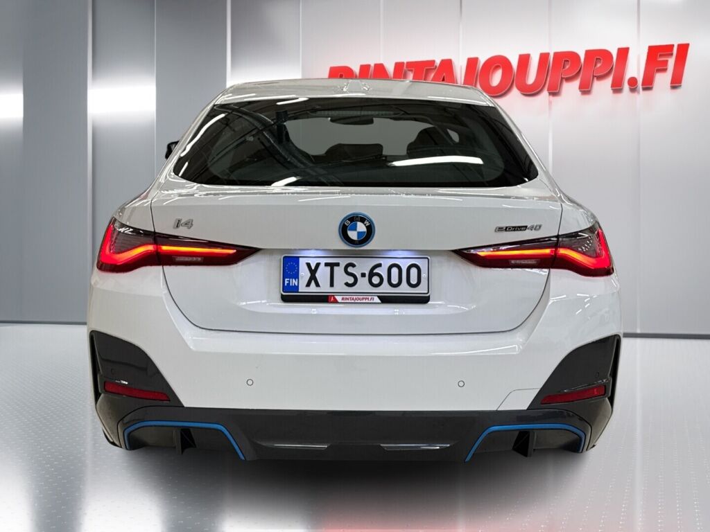 BMW i4 2023 