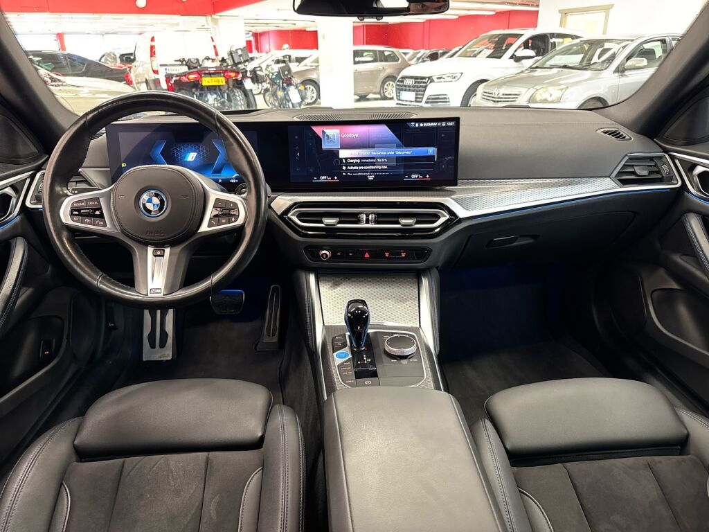 BMW i4 2023 