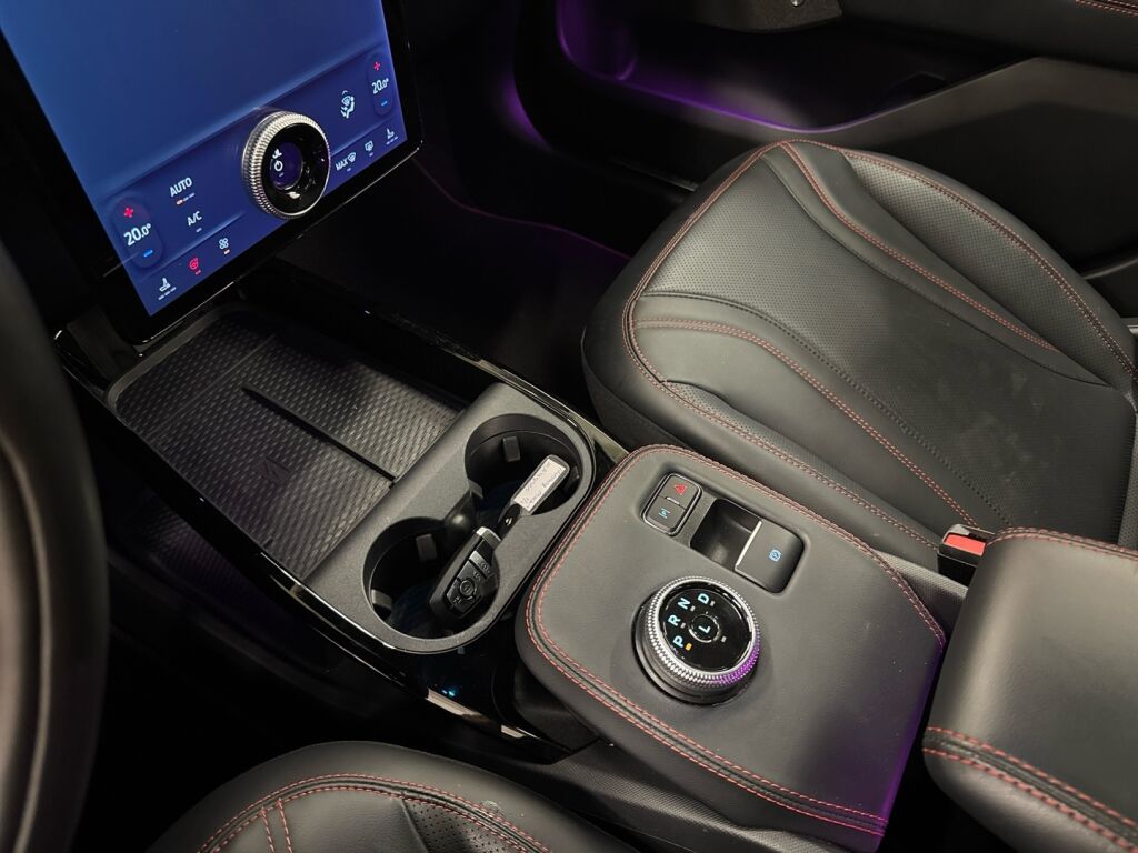 Ford Mustang Mach-E 2022 