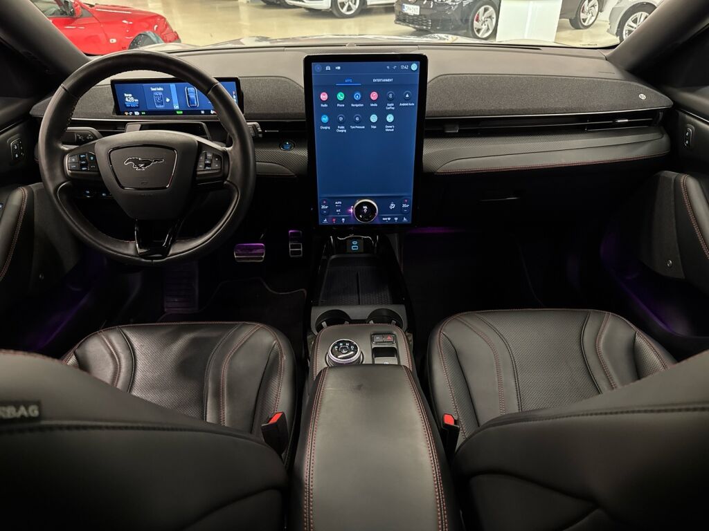 Ford Mustang Mach-E 2022 