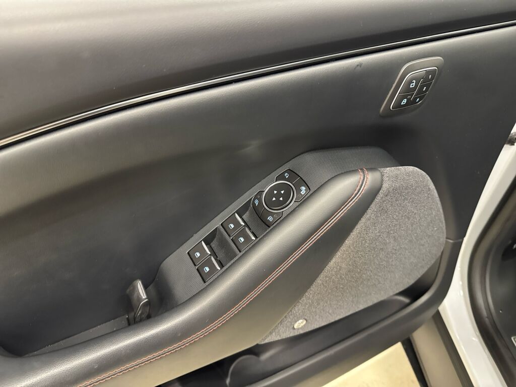 Ford Mustang Mach-E 2022 