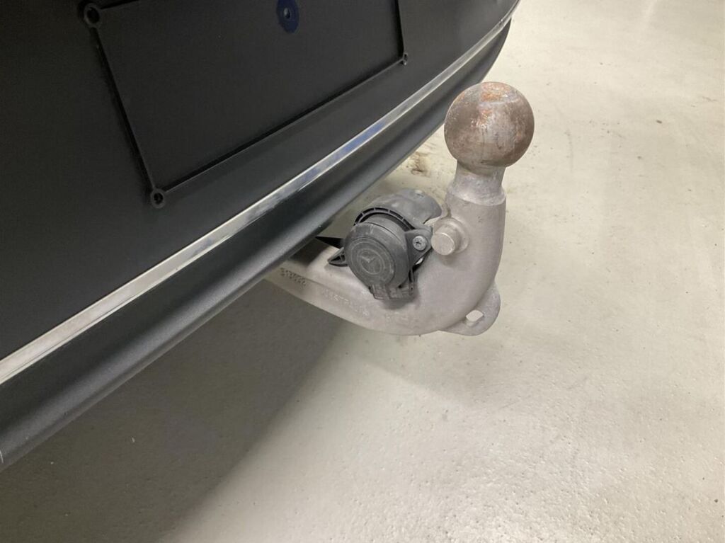 Mercedes-Benz EQA 2023 