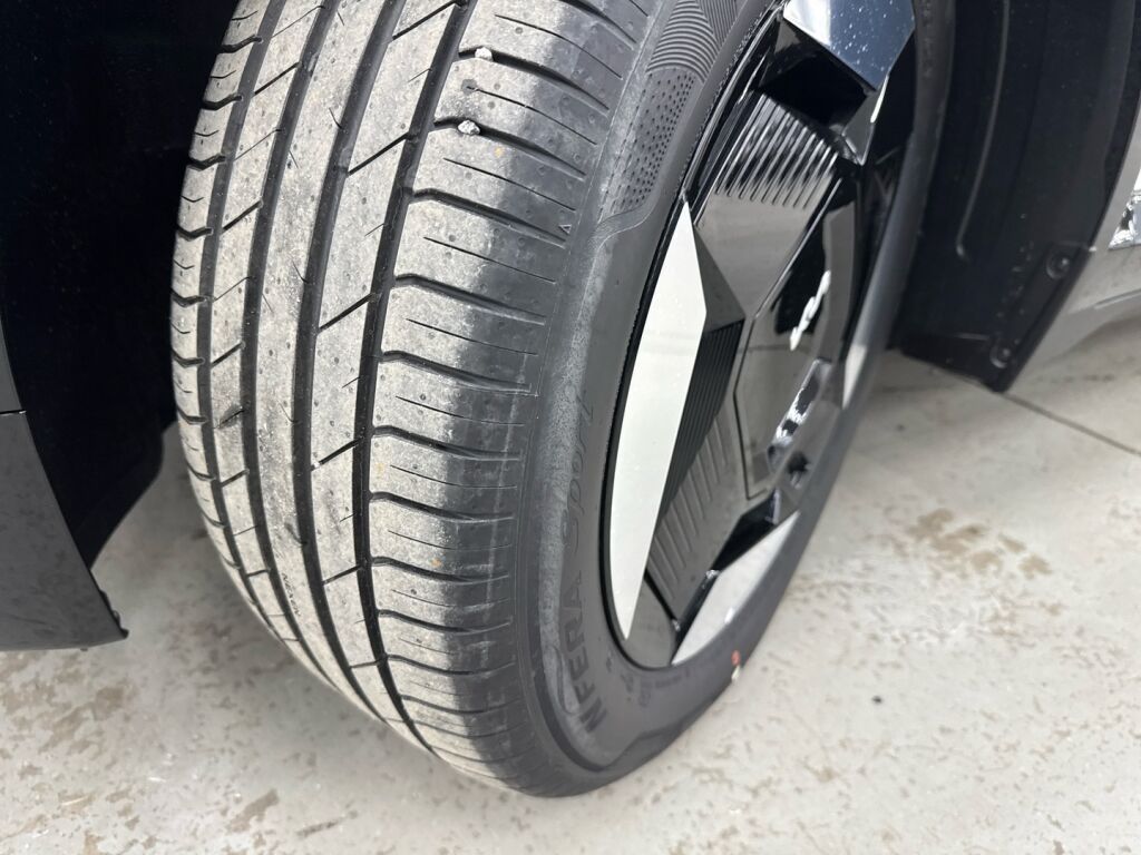 Kia EV5 2026 Valkoinen