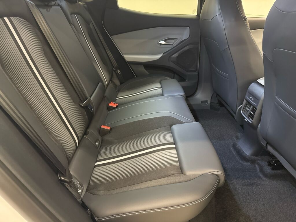 Ford Capri 2026 Valkoinen