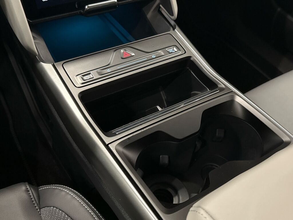 Ford Explorer 2026 Arctic Blue