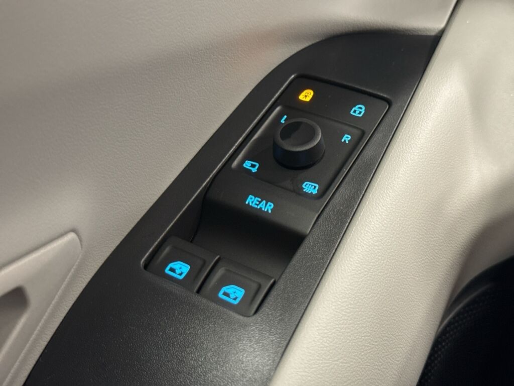 Ford Explorer 2026 Arctic Blue