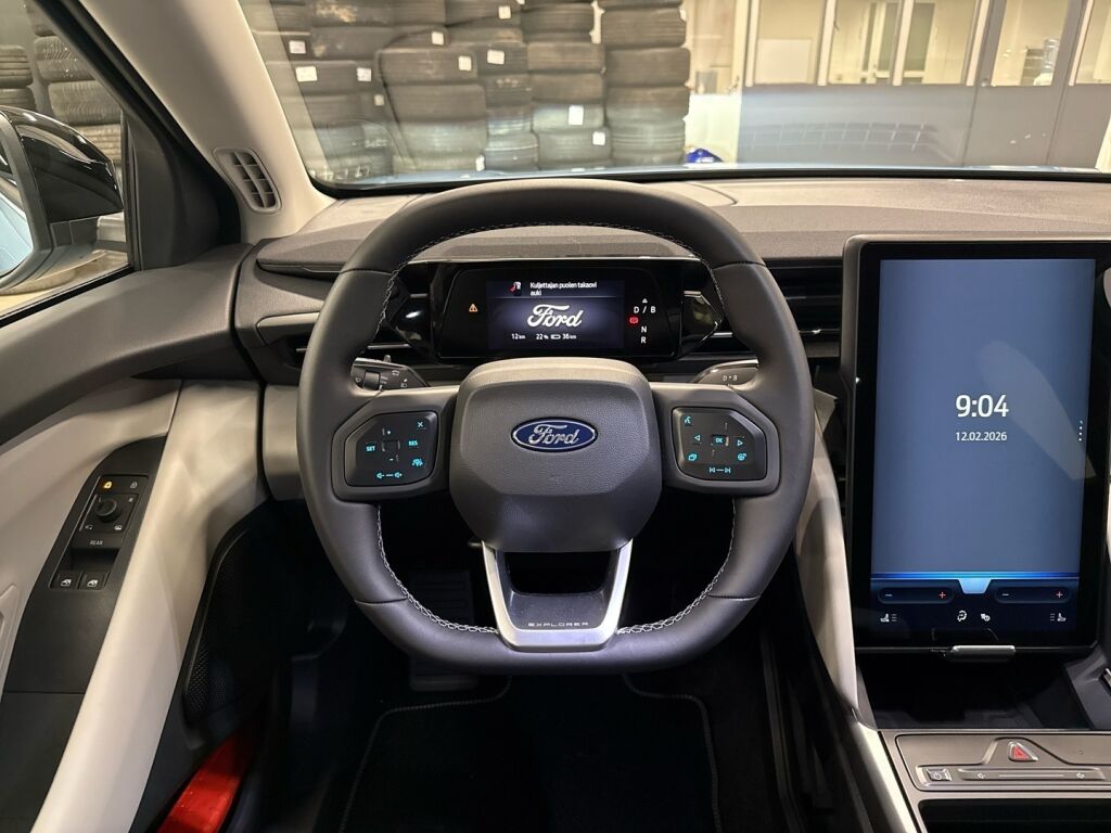 Ford Explorer 2026 Arctic Blue