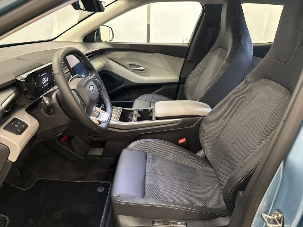 Ford Explorer 2026 Arctic Blue