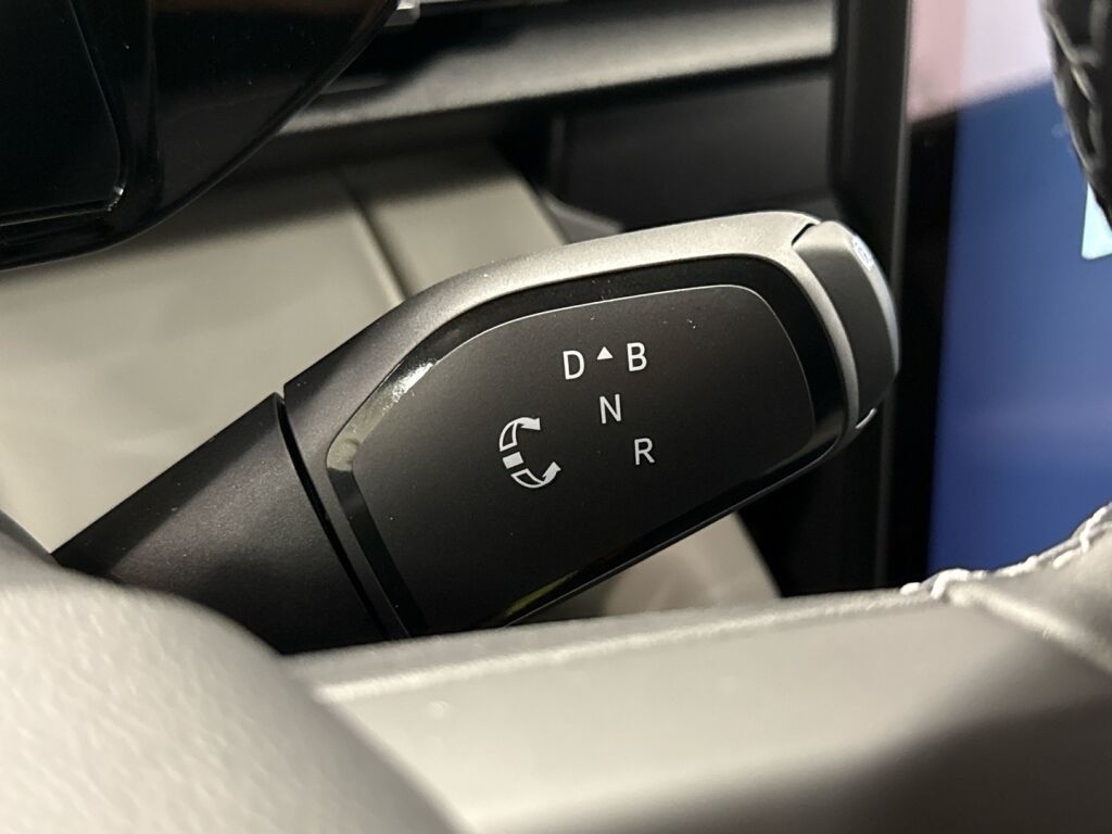 Ford Explorer 2026 Arctic Blue