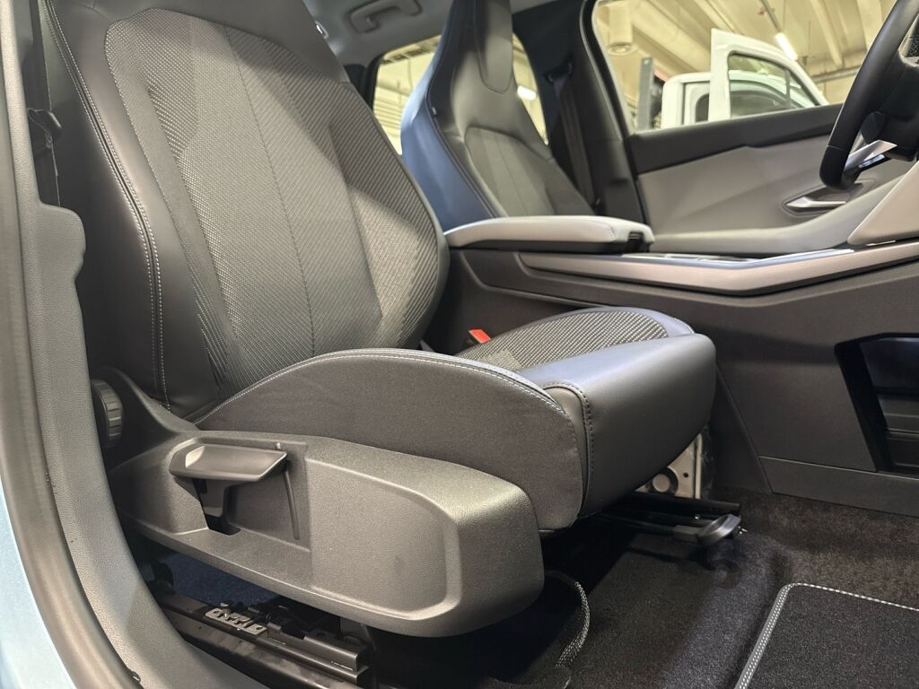 Ford Explorer 2026 Arctic Blue