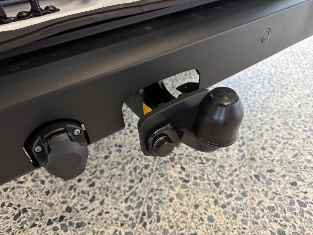 Ford Transit Custom 2026 Frozen White