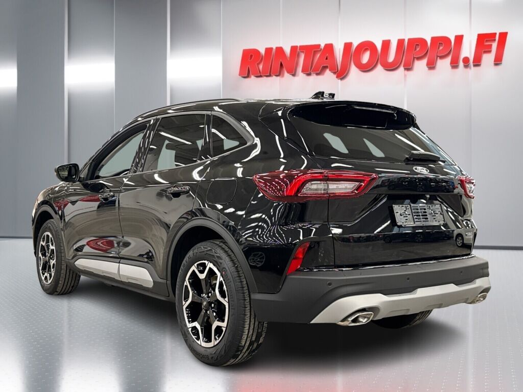 Ford Kuga 2026 Musta