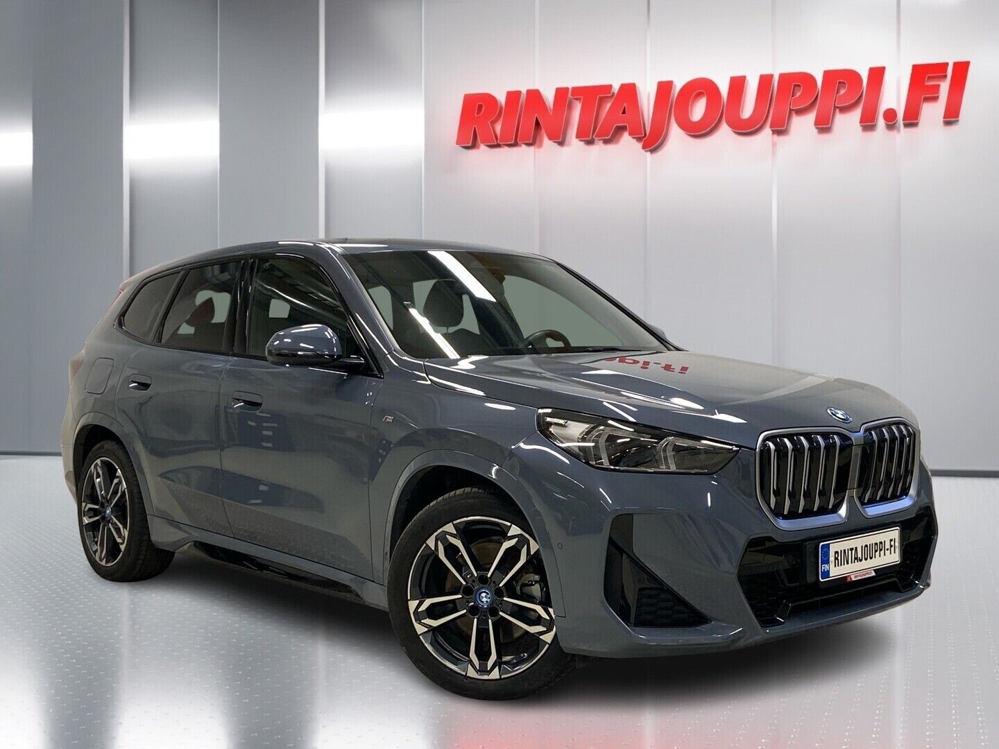 BMW iX1