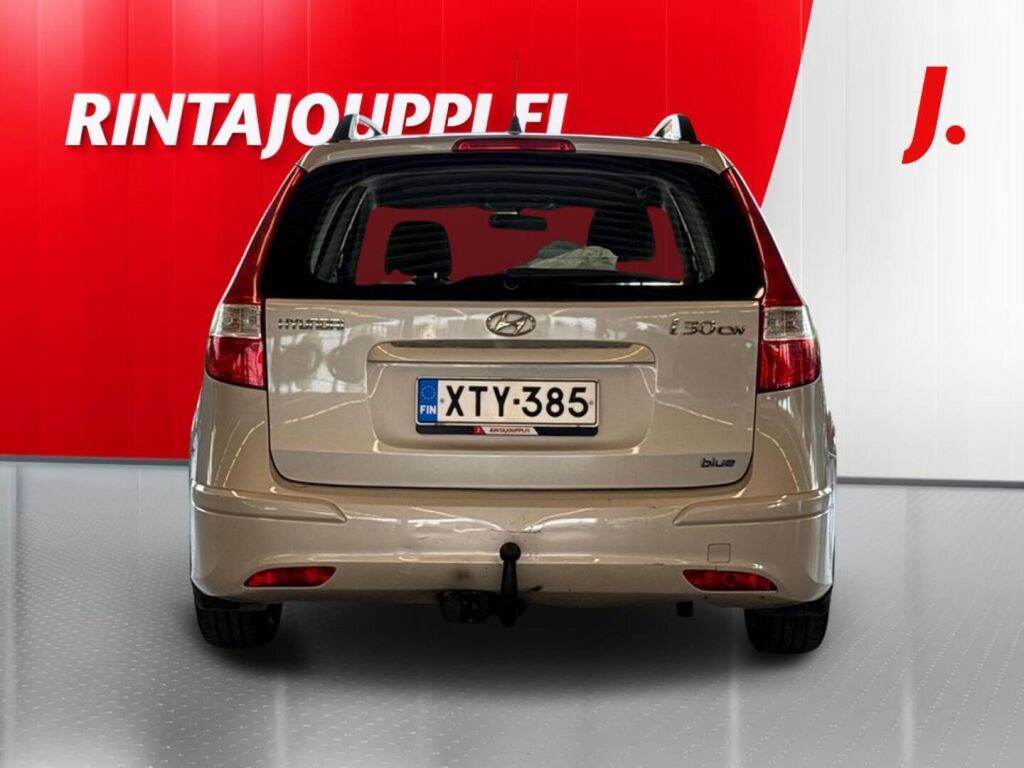Hyundai i30 2011 Hopea