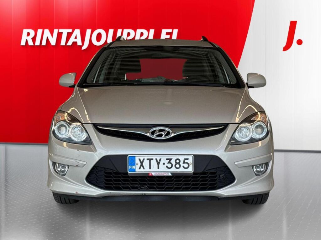 Hyundai i30 2011 Hopea