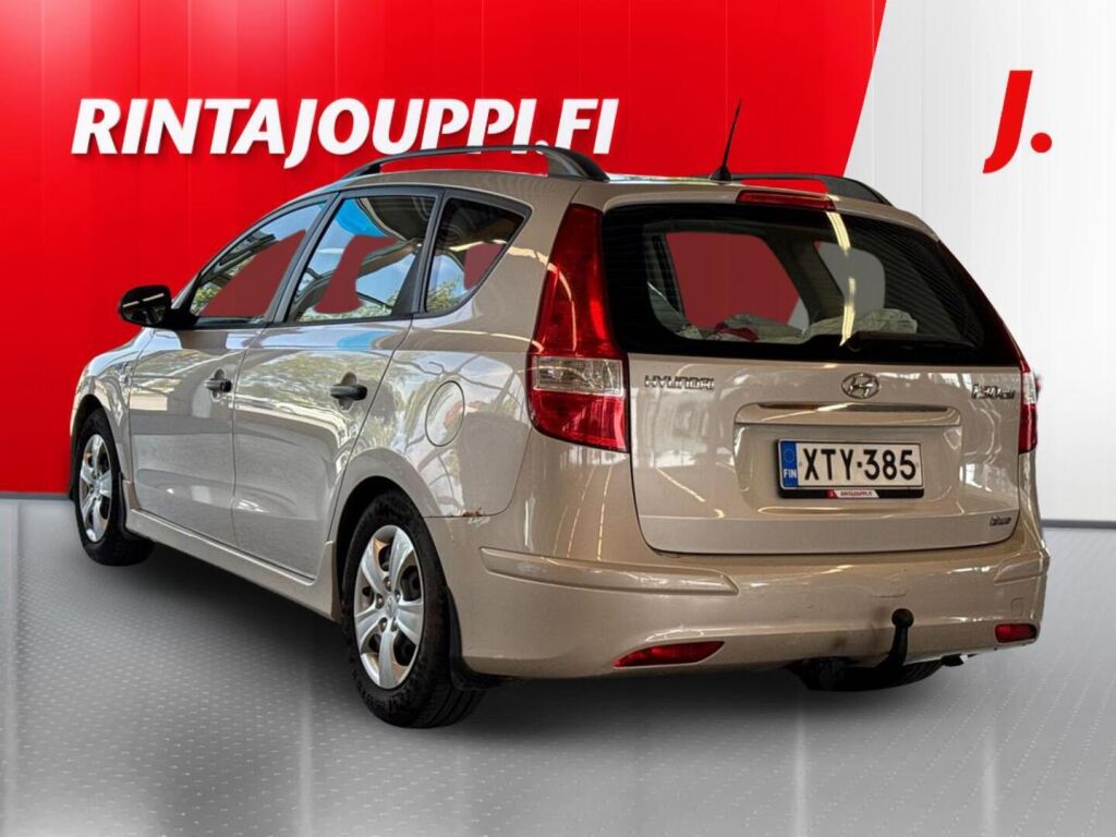 Hyundai i30 2011 Hopea
