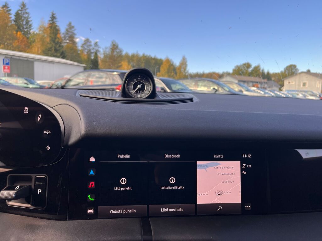 Porsche Taycan 2022 Valkoinen