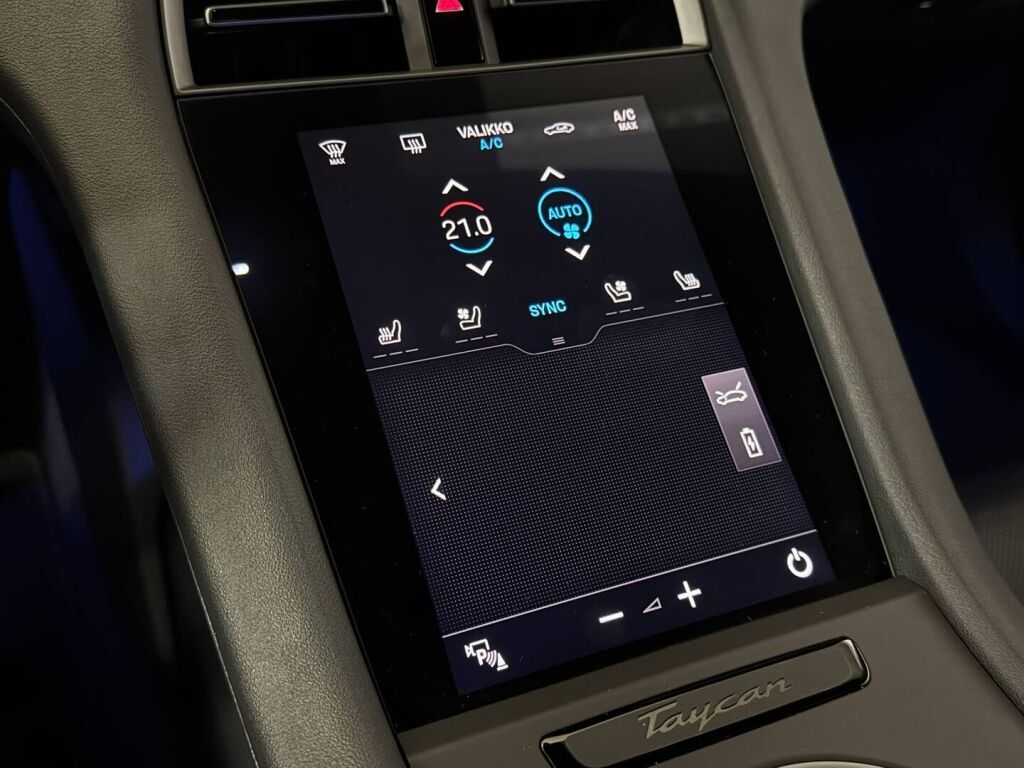 Porsche Taycan 2022 Valkoinen
