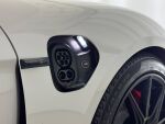 Porsche Taycan 2022 Valkoinen