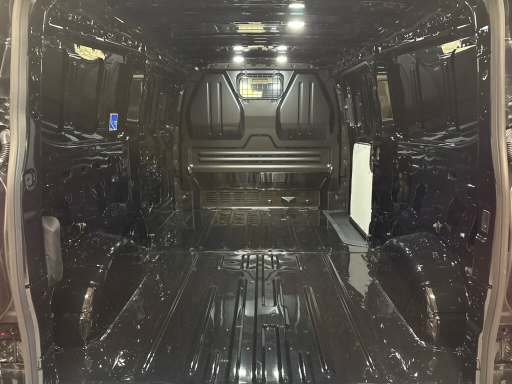 Ford Transit Custom 2025 