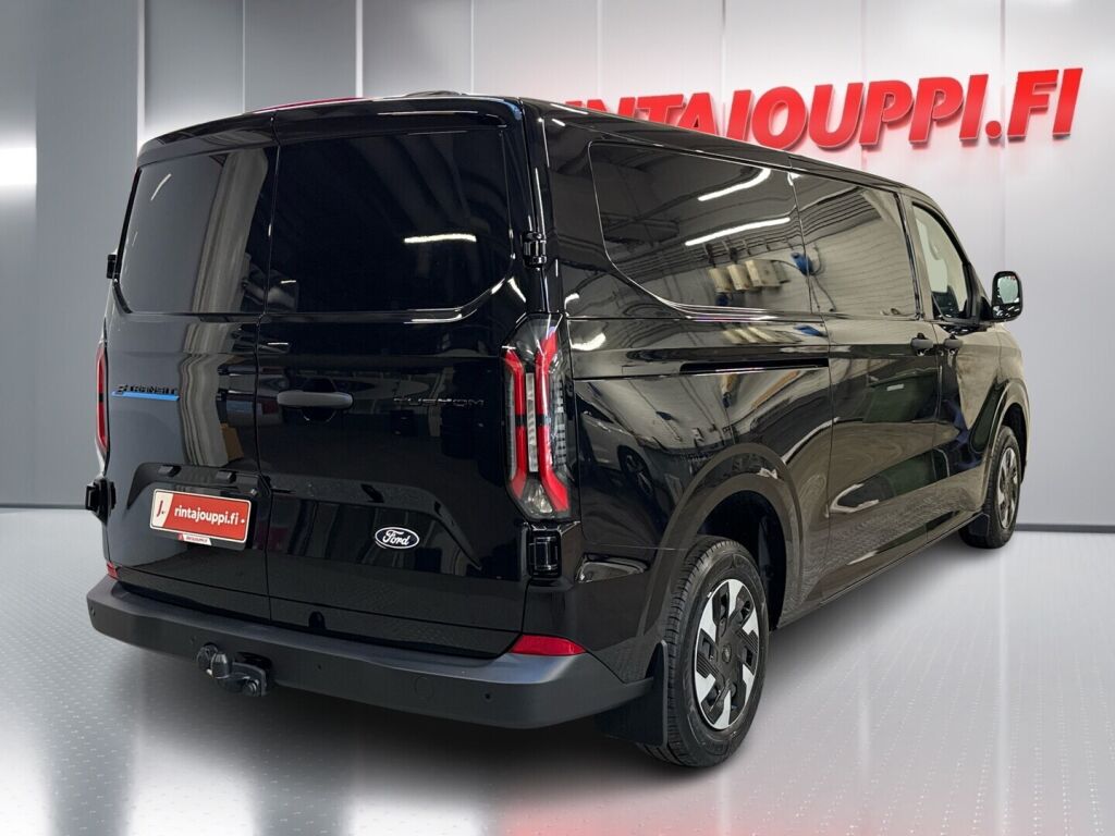 Ford Transit Custom 2025 