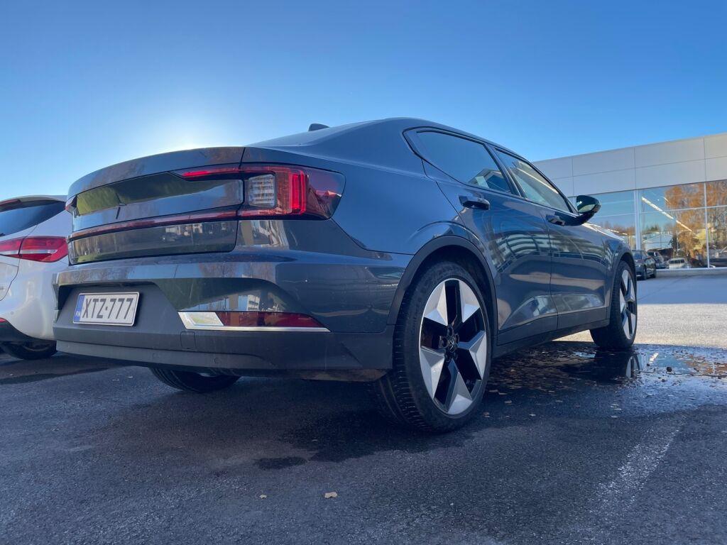 Polestar 2 2024 Sininen