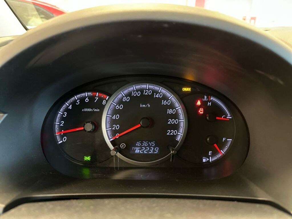 Mazda Mazda5 2010 Musta