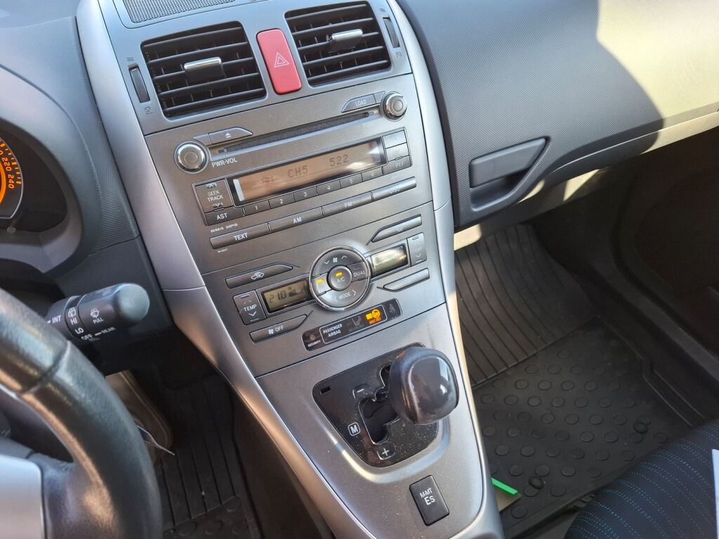 Toyota Auris 2008 Sininen