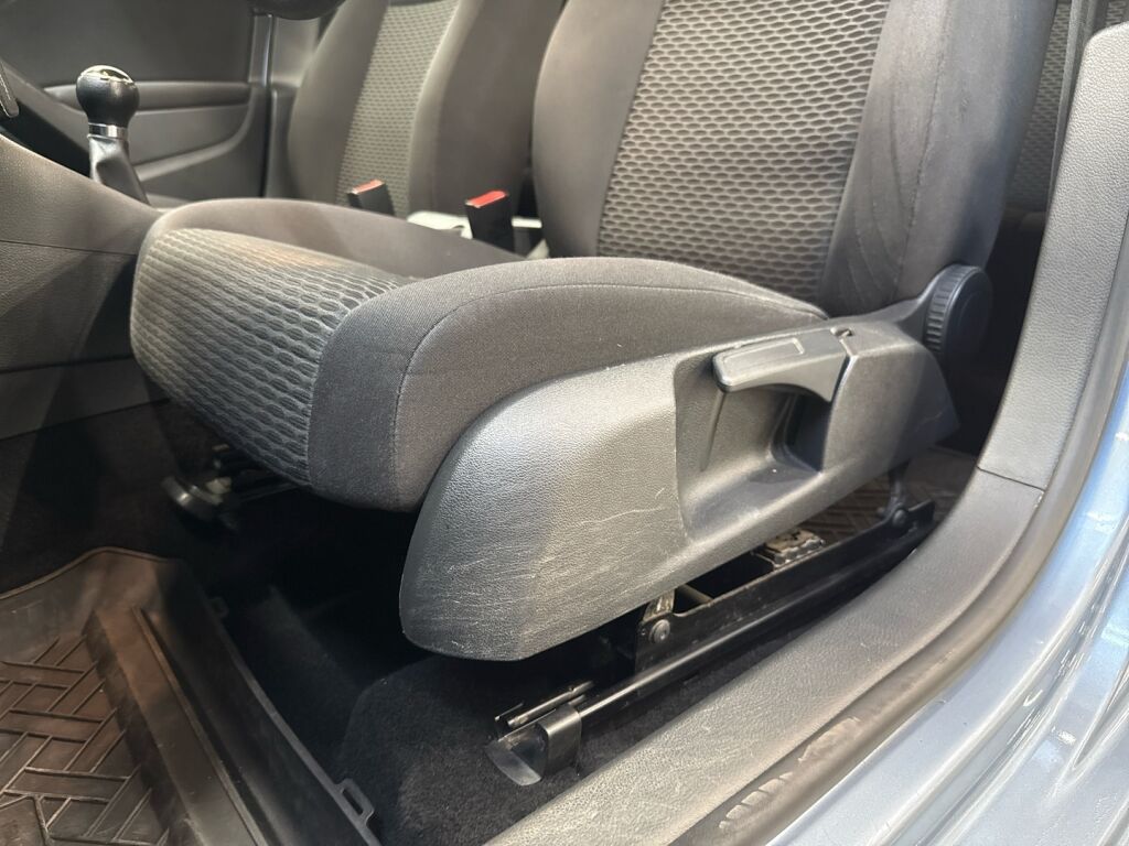 Volkswagen Golf 2009 Sininen