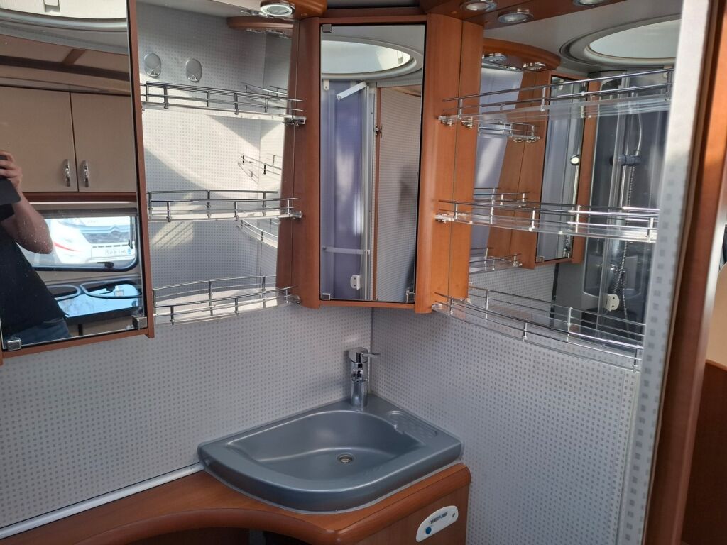 Hobby T500 Van Exclusive 2009 Valkoinen