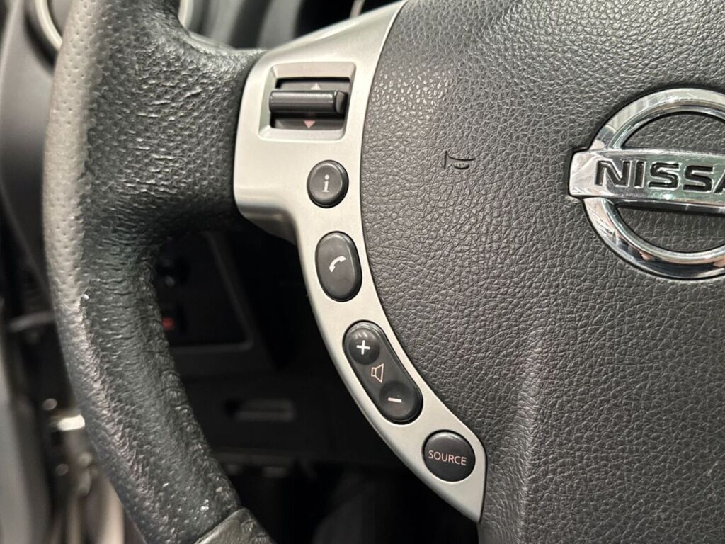 Nissan Qashqai 2009 Hopea