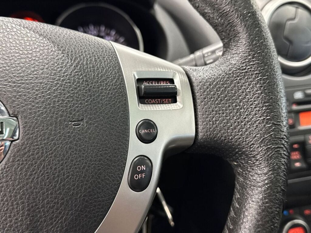Nissan Qashqai 2009 Hopea