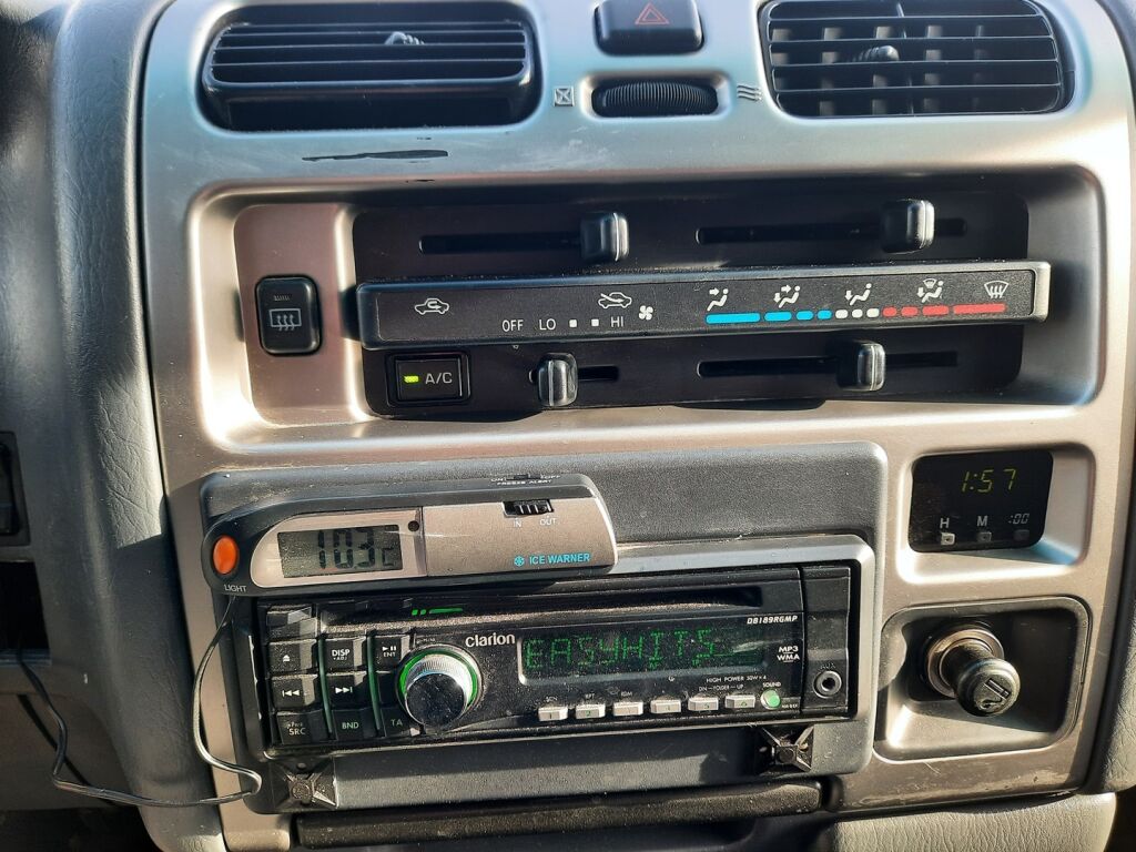 Toyota Hiace 2009 Sininen