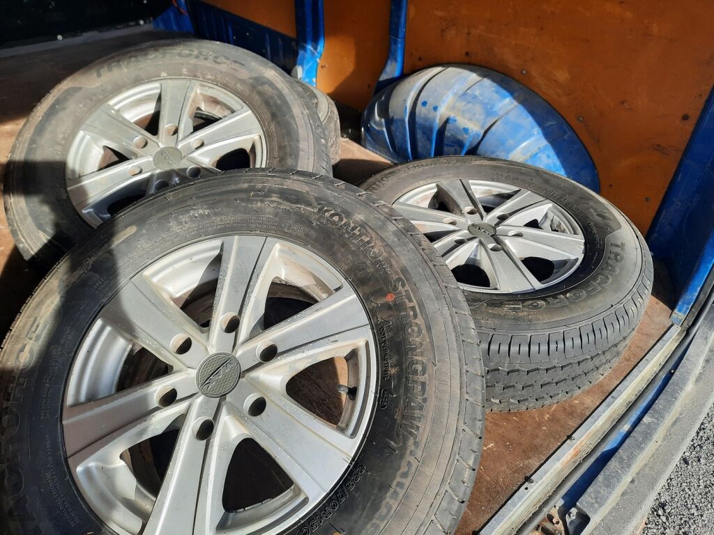 Toyota Hiace 2009 Sininen