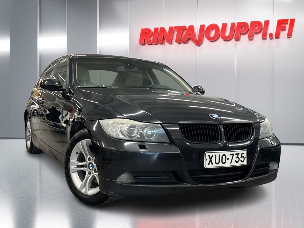 BMW 320 2008 Musta