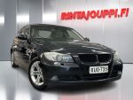 BMW 320 2008 Musta