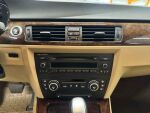 BMW 320 2008 Musta