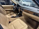 BMW 320 2008 Musta