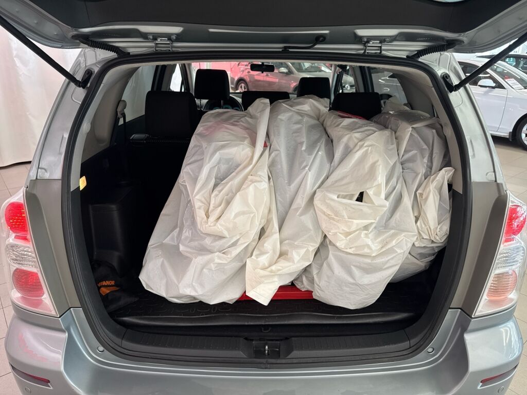 Toyota Corolla Verso 2009 Hopea