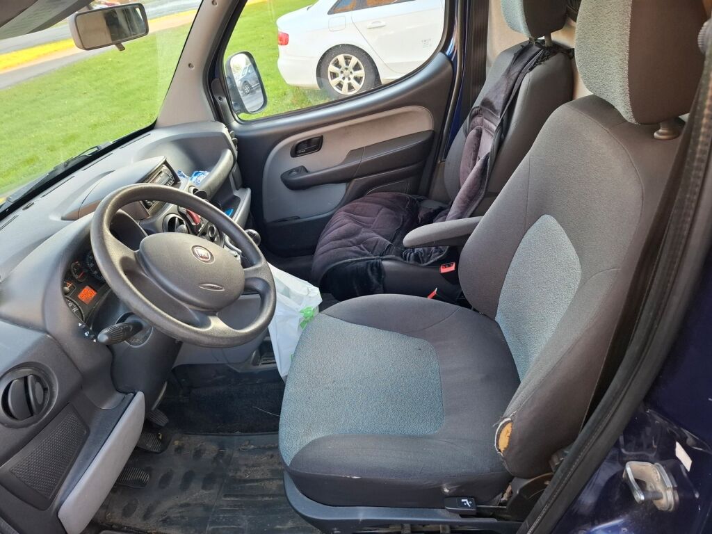 Fiat Doblo 2009 Sininen