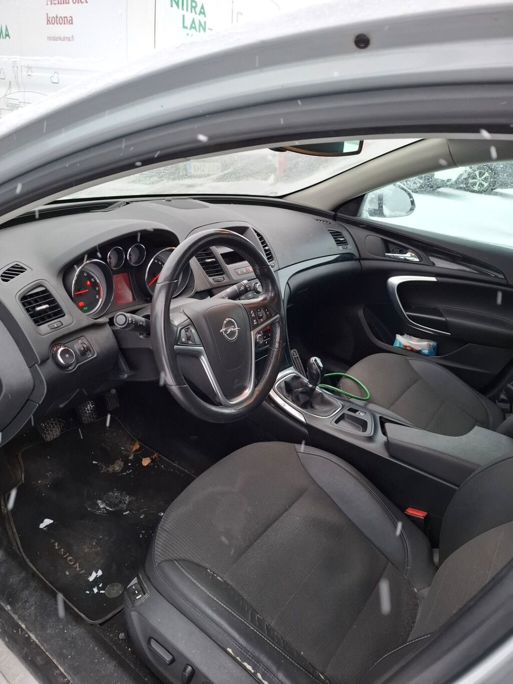 Opel Insignia 2009 Hopea