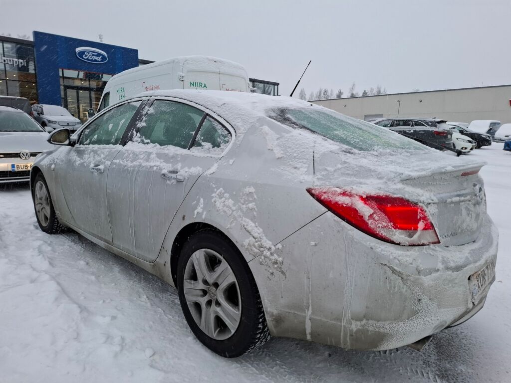 Opel Insignia 2009 Hopea