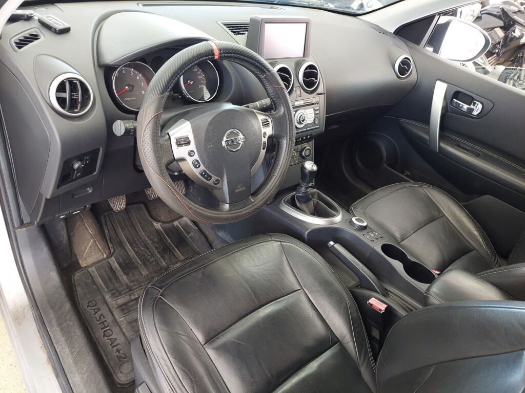 Nissan Qashqai+2 2009 Hopea