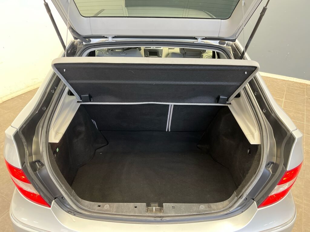 Mercedes-Benz CLC 2009 Met. Hopea