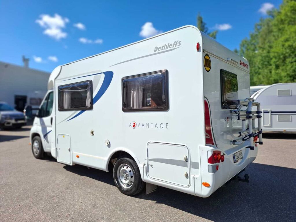 Dethleffs T 5841 2009 Valkoinen