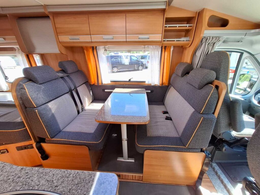 Dethleffs T 5841 2009 Valkoinen