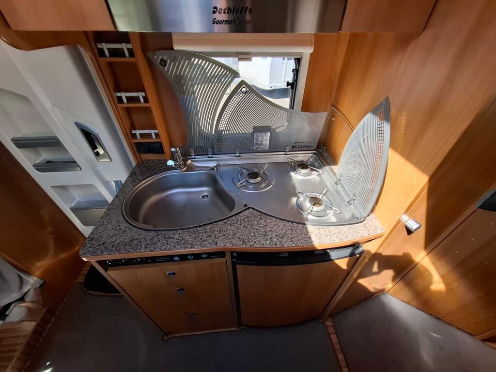 Dethleffs T 5841 2009 Valkoinen